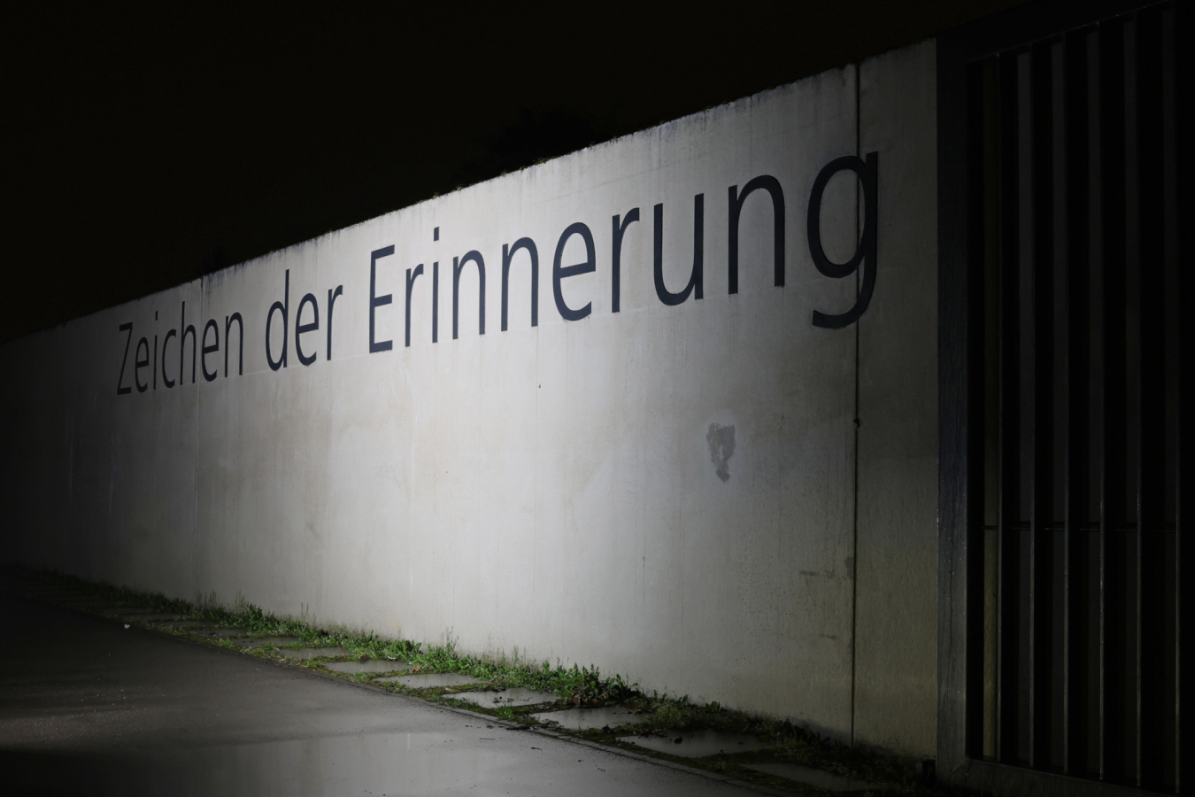 https://kollektorbase.net/files/gimgs/th-65_zeichen_der_erinnerung_2_web.jpg